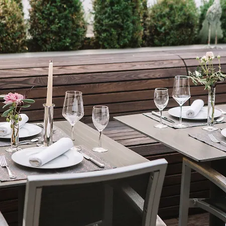 Boutique Pfauen 호텔 3*