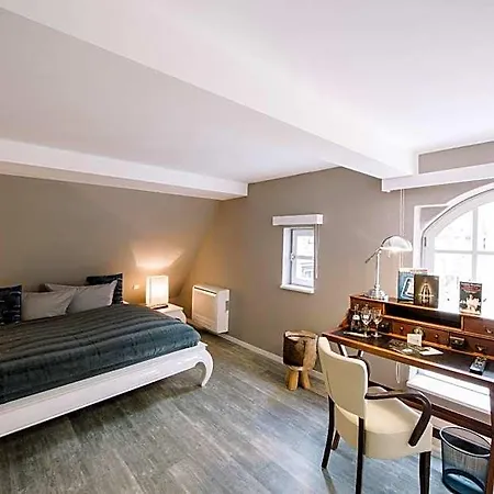 Boutique Pfauen 3*