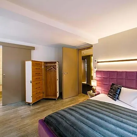 Boutique Pfauen Hotel