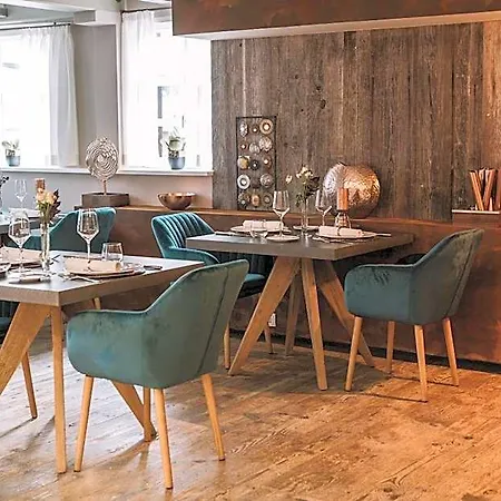 Boutique Pfauen Hotel Schorndorf (Baden-Wurttemberg)